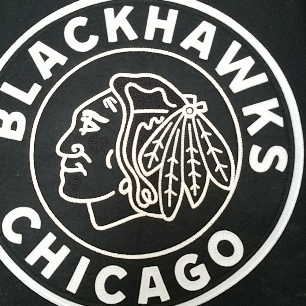 Adidas NHL Chicago Blackhawks Jersey NWT - Picture 2 of 12
